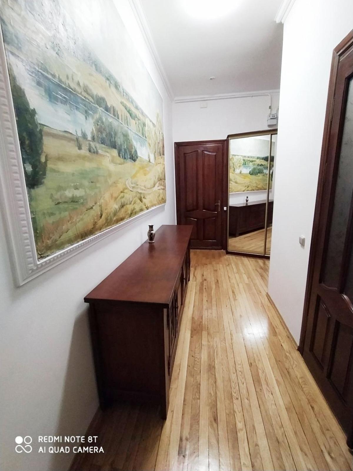 Center Apartment Vinița Exterior foto